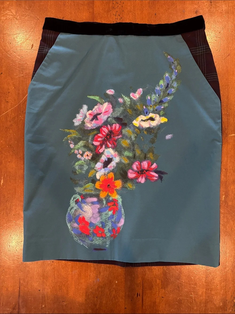 Anthropologie HD in Paris Painted Floral Vase Plaid Back Skirt US8